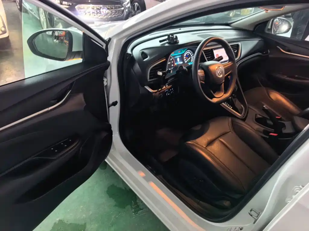 Buick Excelle — миниатюра 16