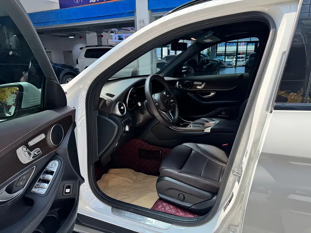 Mercedes-Benz GLC — миниатюра 13