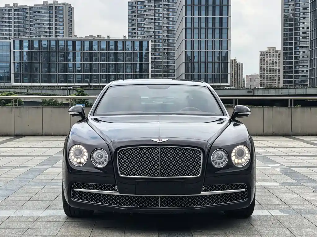 Bentley Flying Spur 2017 4.0T V8 Standard