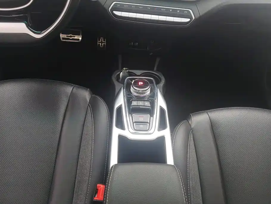BAIC EX3 — миниатюра 16