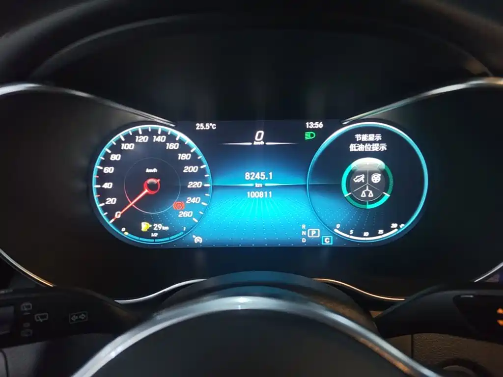 Mercedes-Benz GLC — миниатюра 12
