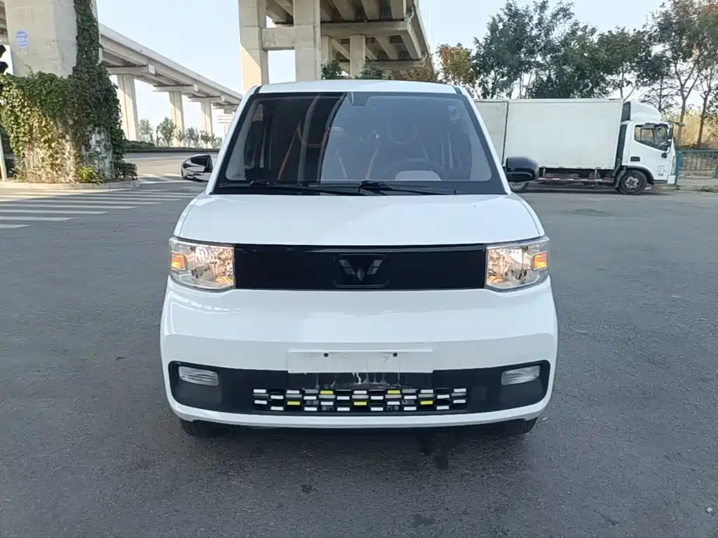 Wuling MINIEV — миниатюра 3