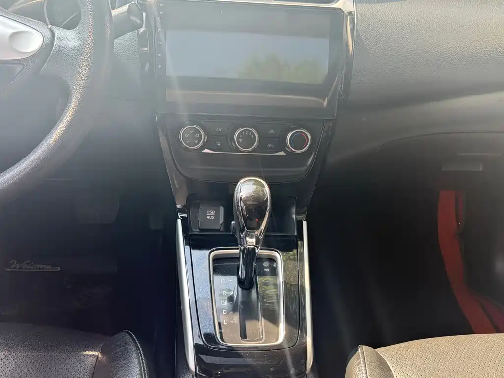 Nissan Sylphy — миниатюра 10