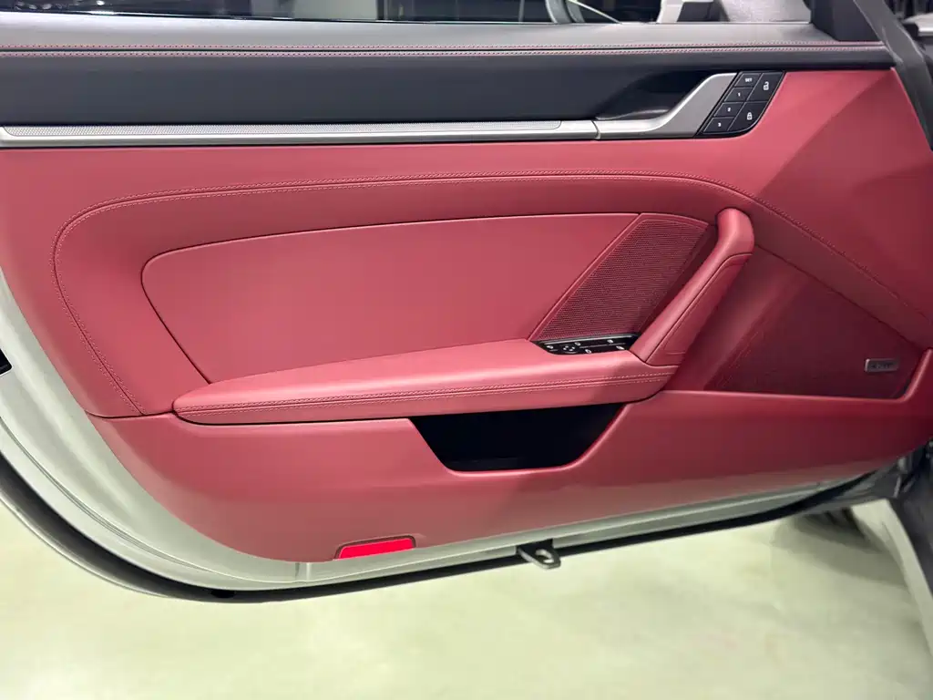 Porsche 911 — миниатюра 10