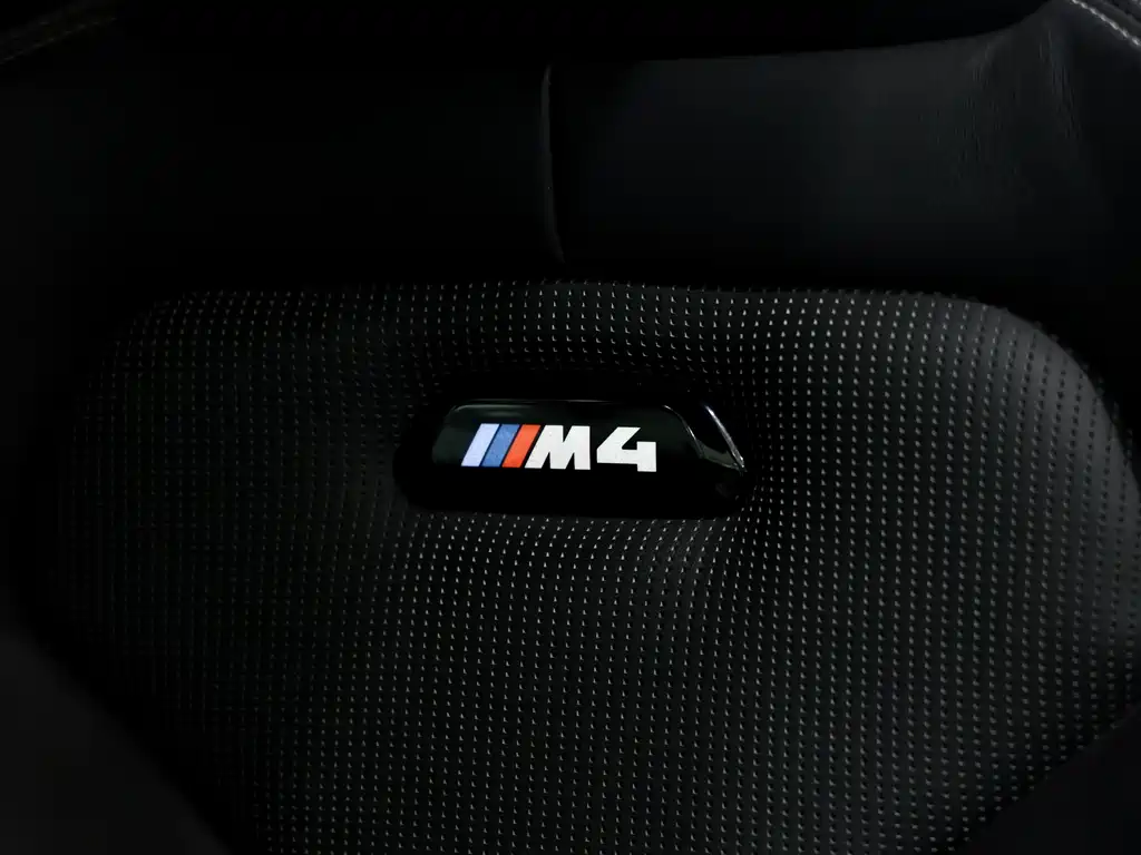 BMW M4 — миниатюра 9