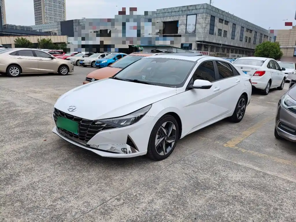 Hyundai Elantra — миниатюра 2