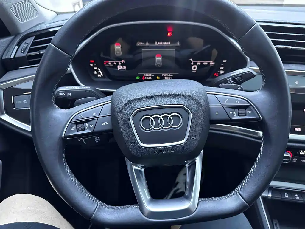 Audi Q3 — миниатюра 10