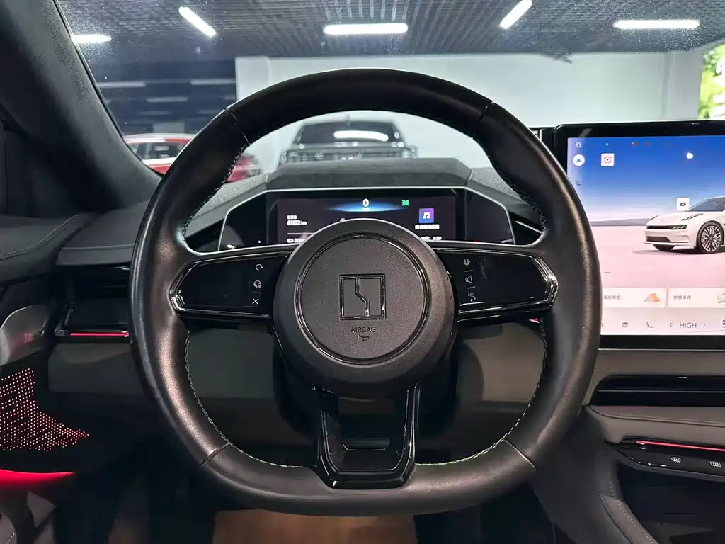 ZEEKR EXTREME KRYPTON 001