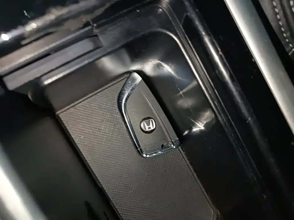 Honda Accord — миниатюра 9