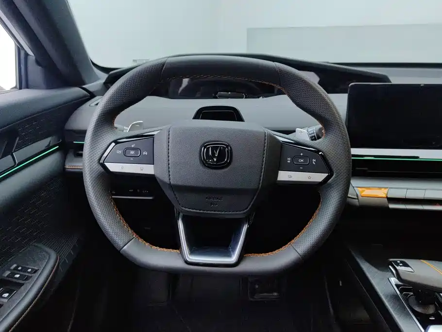 Changan UNI-V — миниатюра 15