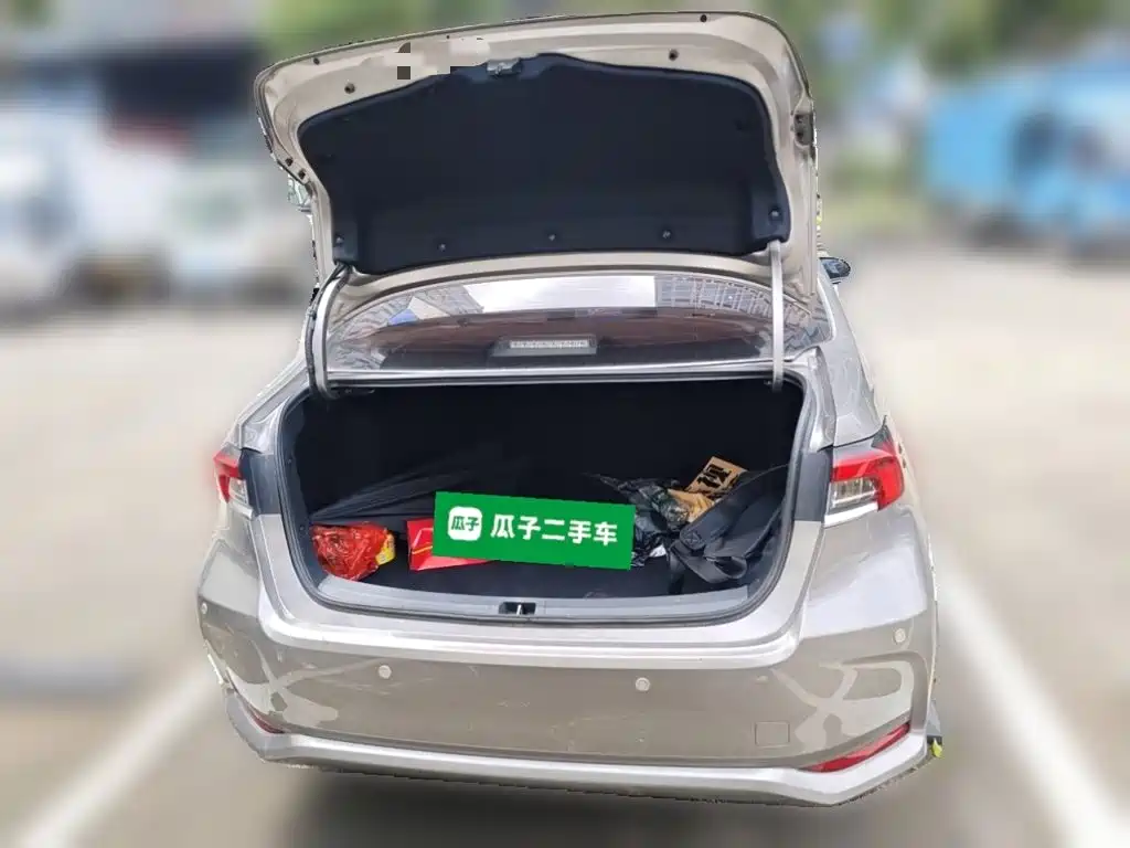 Toyota Corolla — миниатюра 20