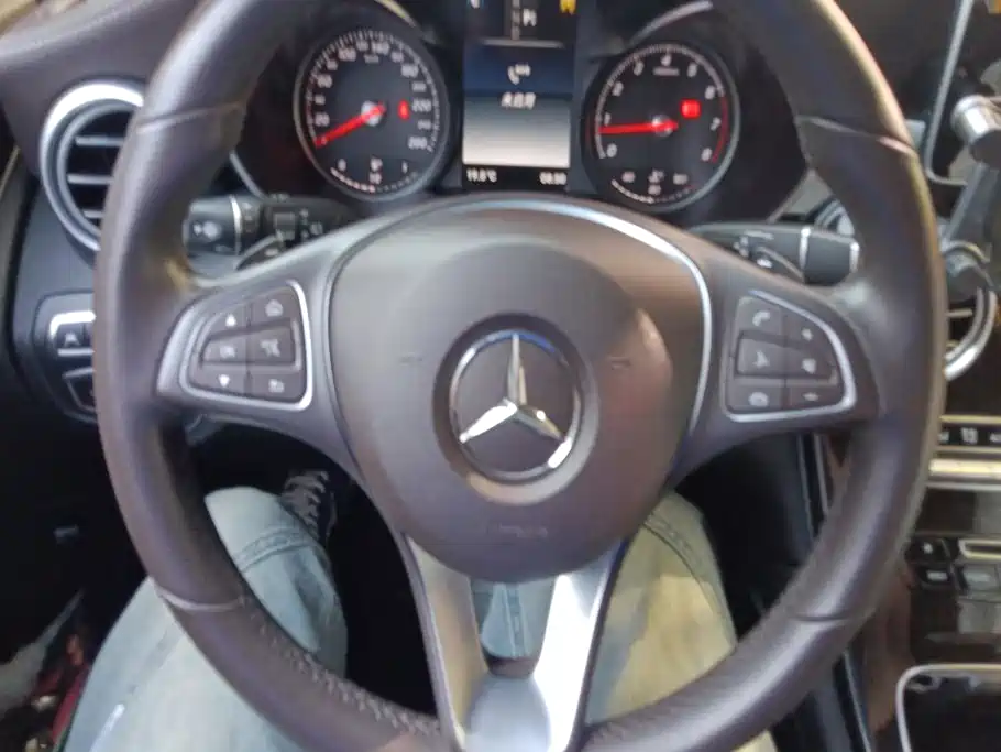 Mercedes-Benz GLC — миниатюра 15