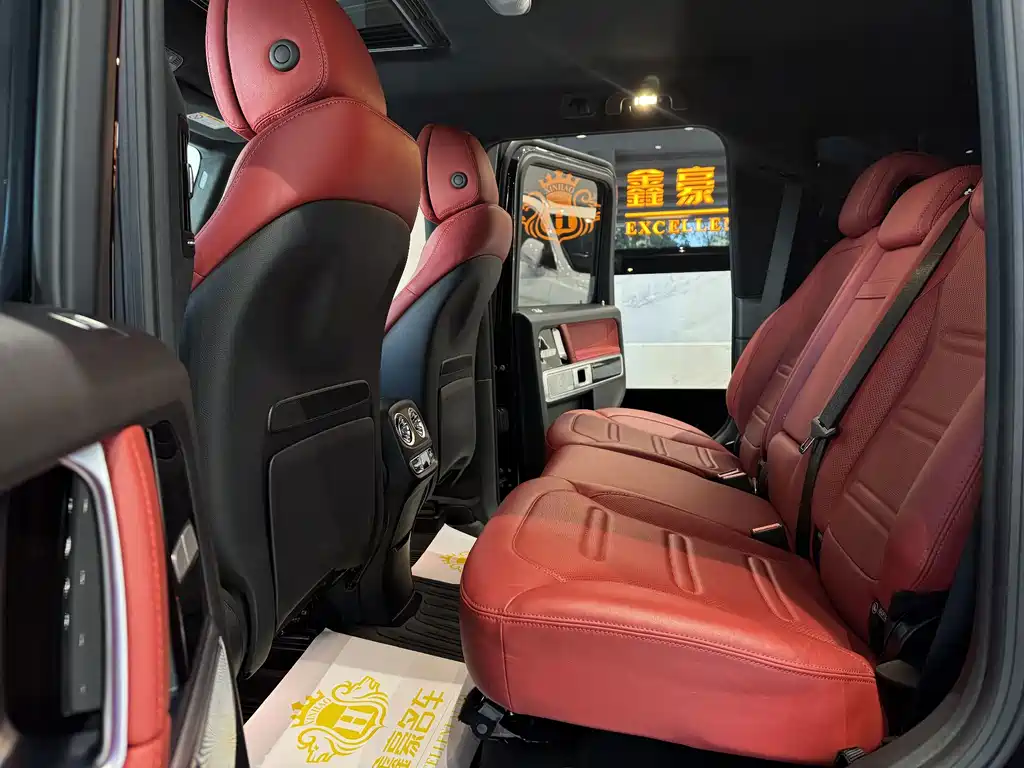 Mercedes-Benz G-Class — миниатюра 11