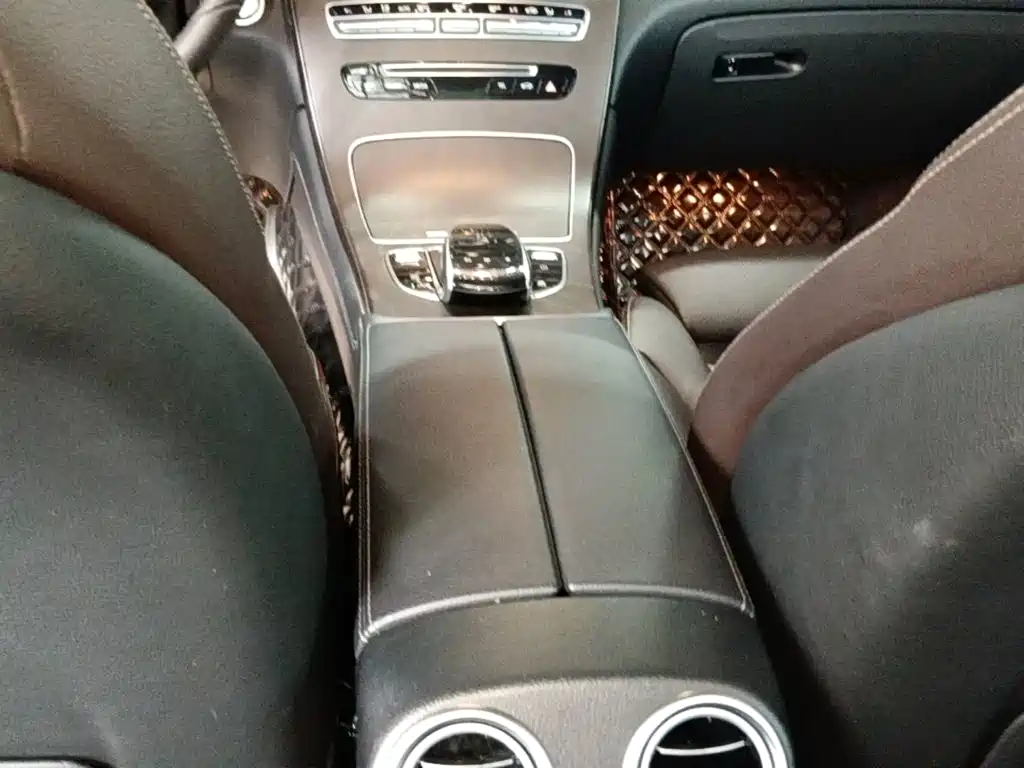 Mercedes-Benz GLC — миниатюра 14
