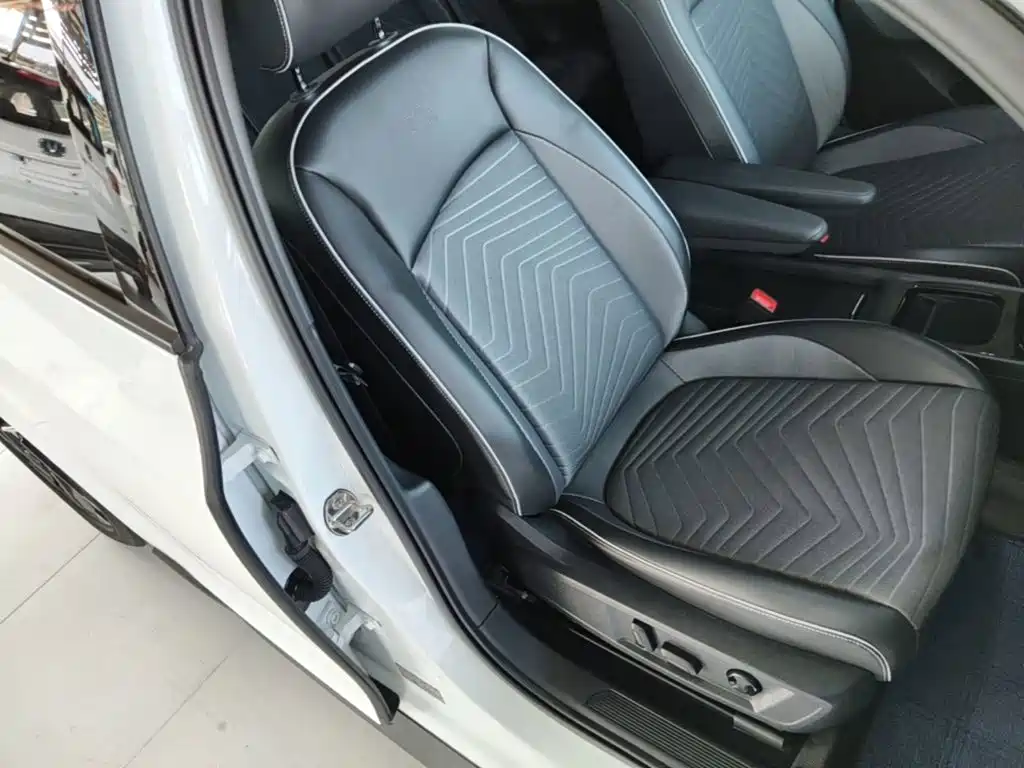 Volkswagen ID.3 — миниатюра 25