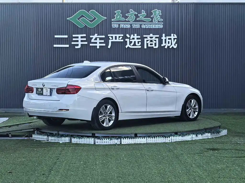 BMW 3 Series — миниатюра 21