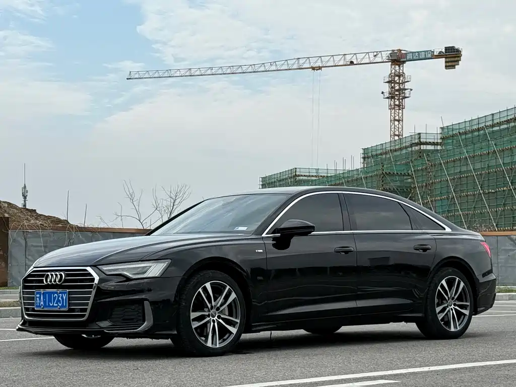Купить Audi A6L
