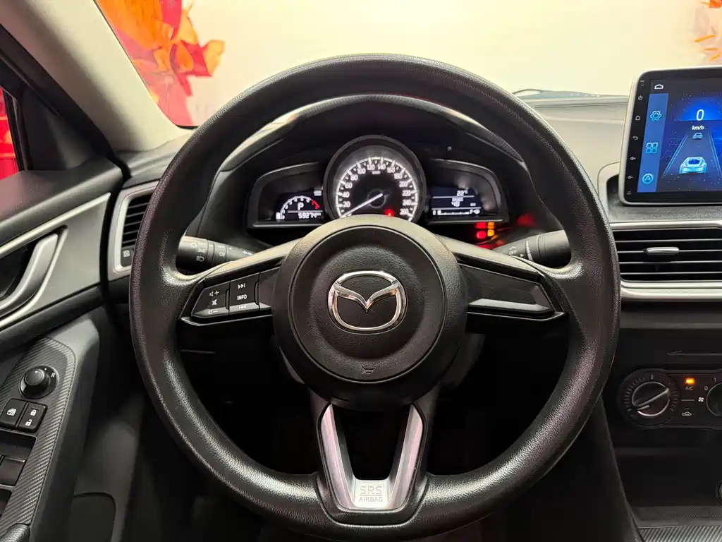 Mazda 3 Axela — миниатюра 10