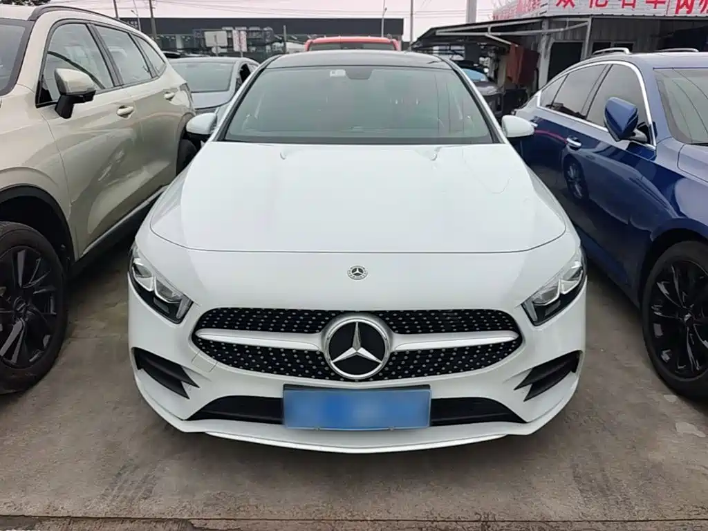 Mercedes-Benz A-Class — миниатюра 3