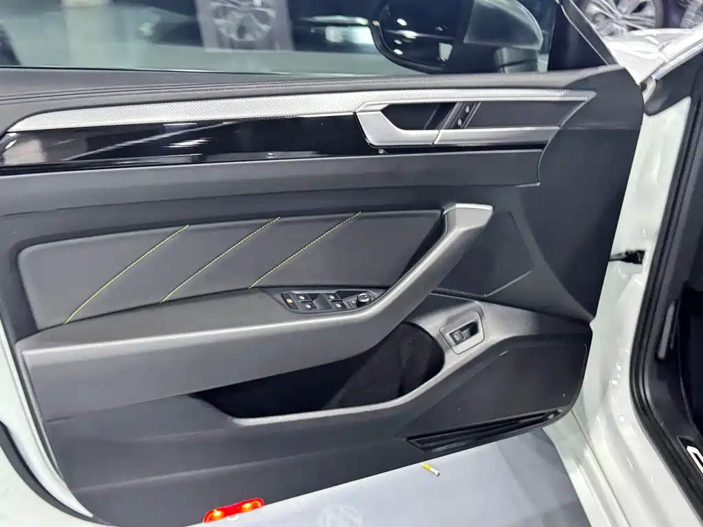 Volkswagen CC — миниатюра 5