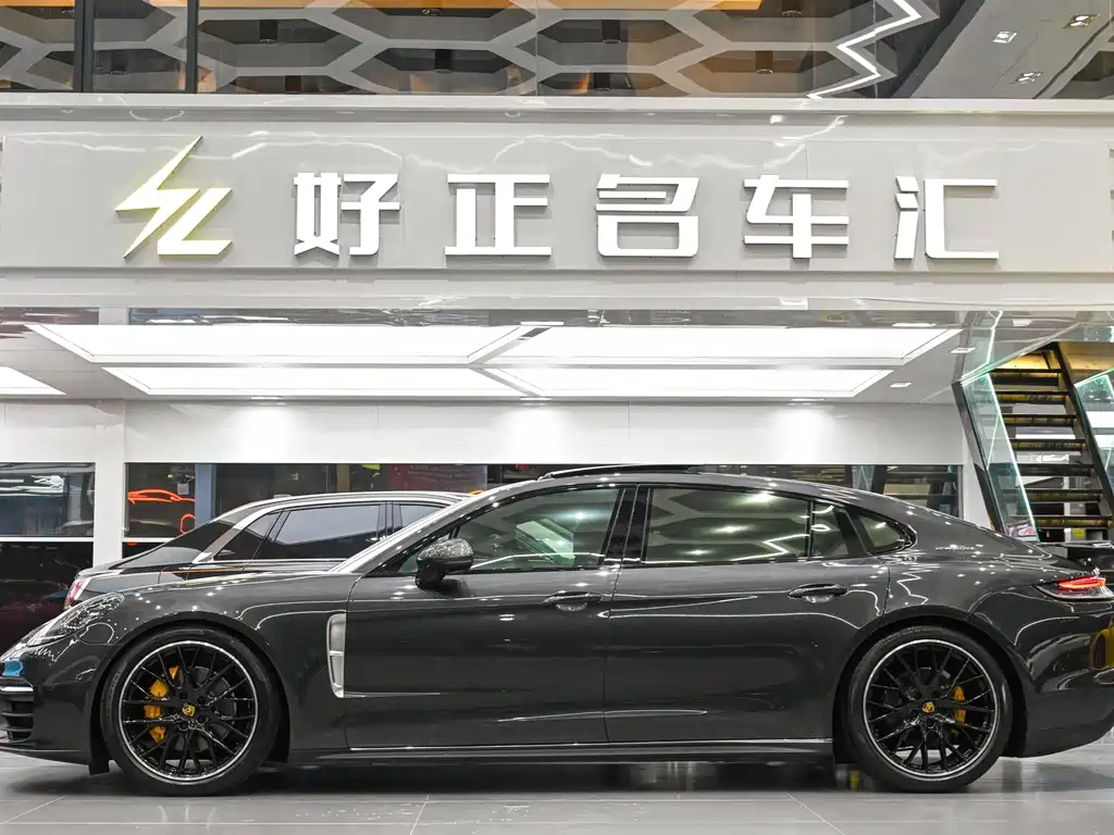 Porsche Panamera — миниатюра 5