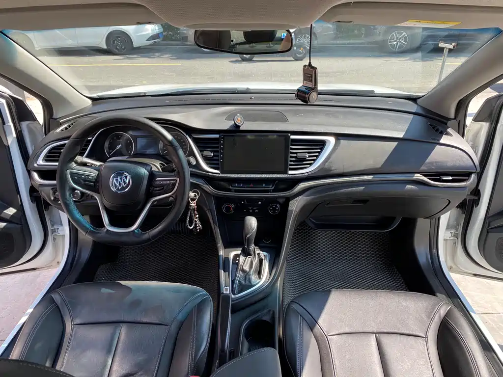 Buick Excelle — миниатюра 13