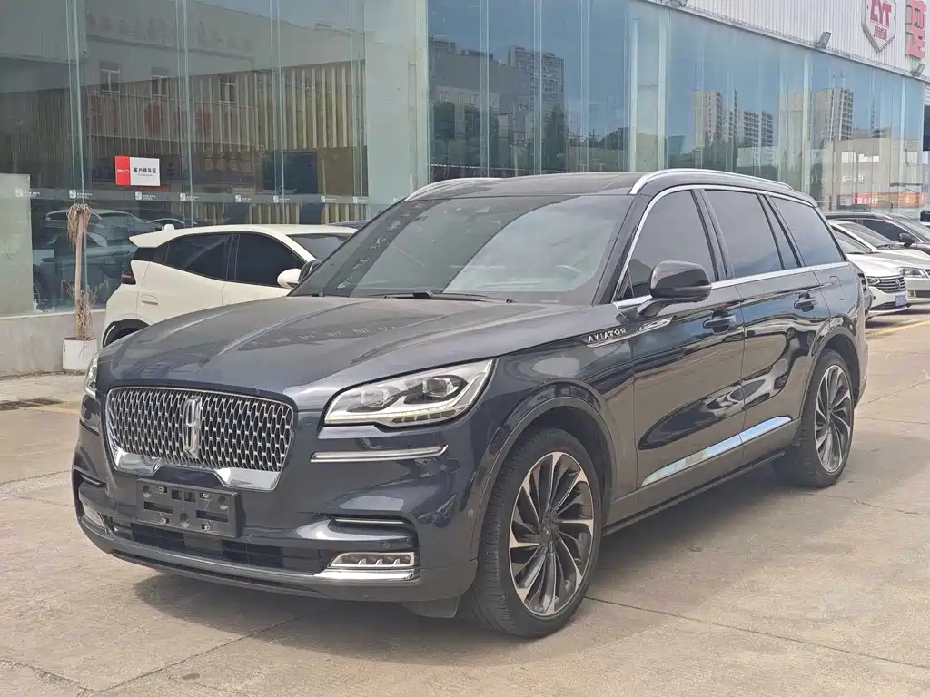 Lincoln Aviator