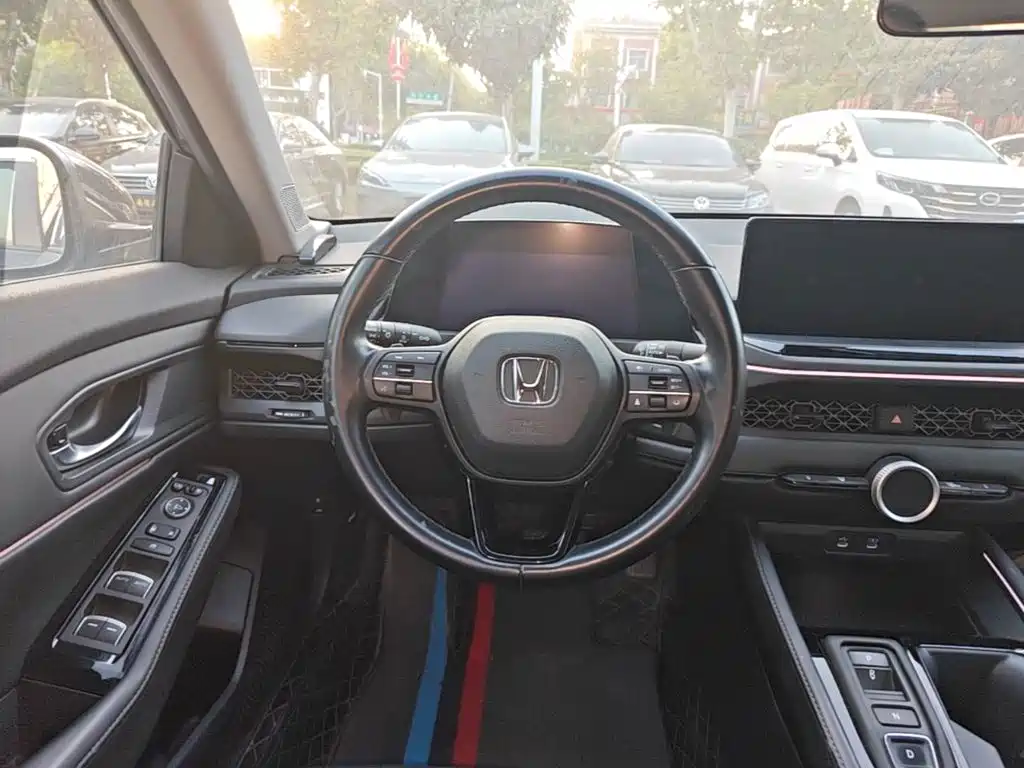 Honda Accord New Energy — миниатюра 11