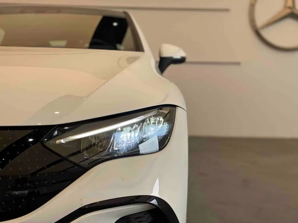 Mercedes-Benz EQE — миниатюра 4