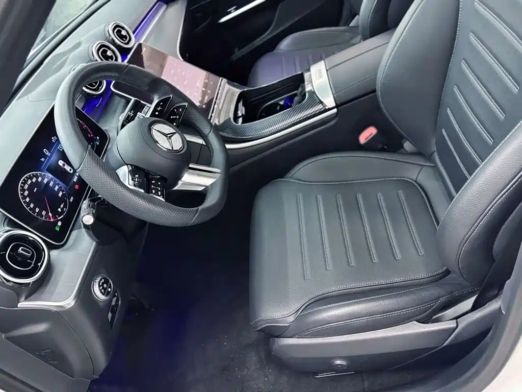 Mercedes-Benz C-Class — миниатюра 14