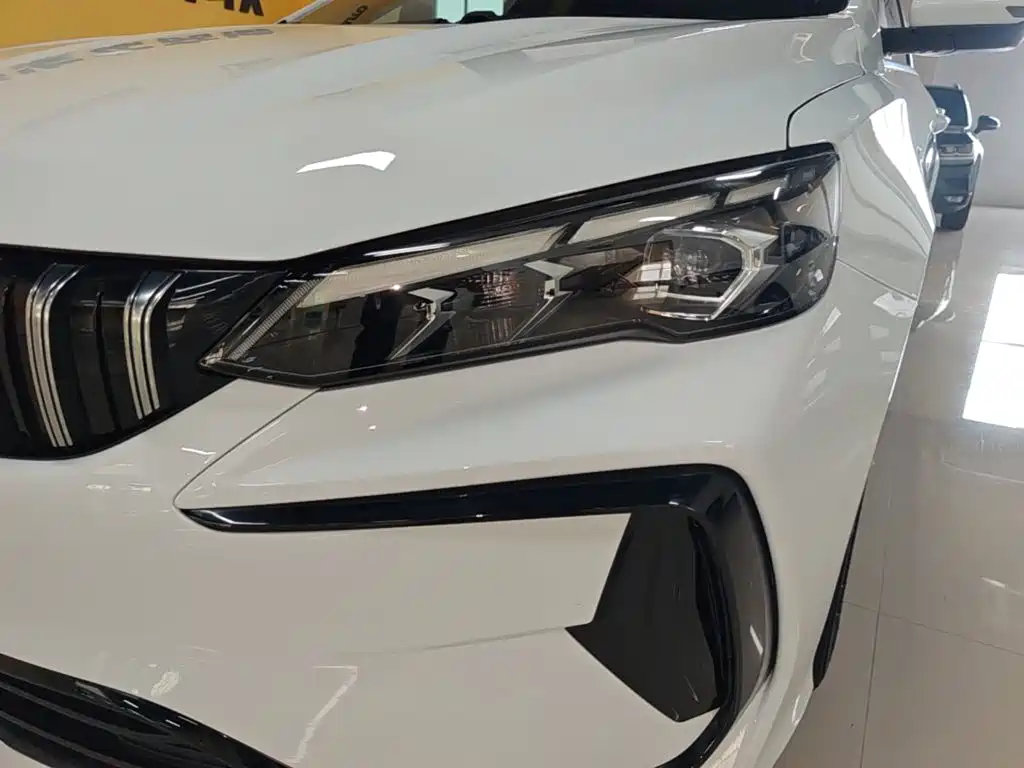 Geely Binrui — миниатюра 24