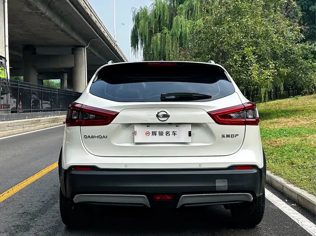 Nissan Qashqai — миниатюра 10