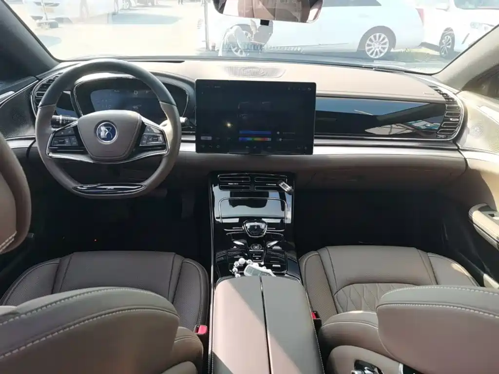 BYD Han — миниатюра 10
