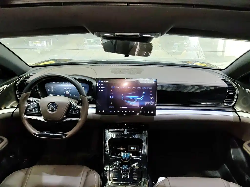 BYD Han — миниатюра 6