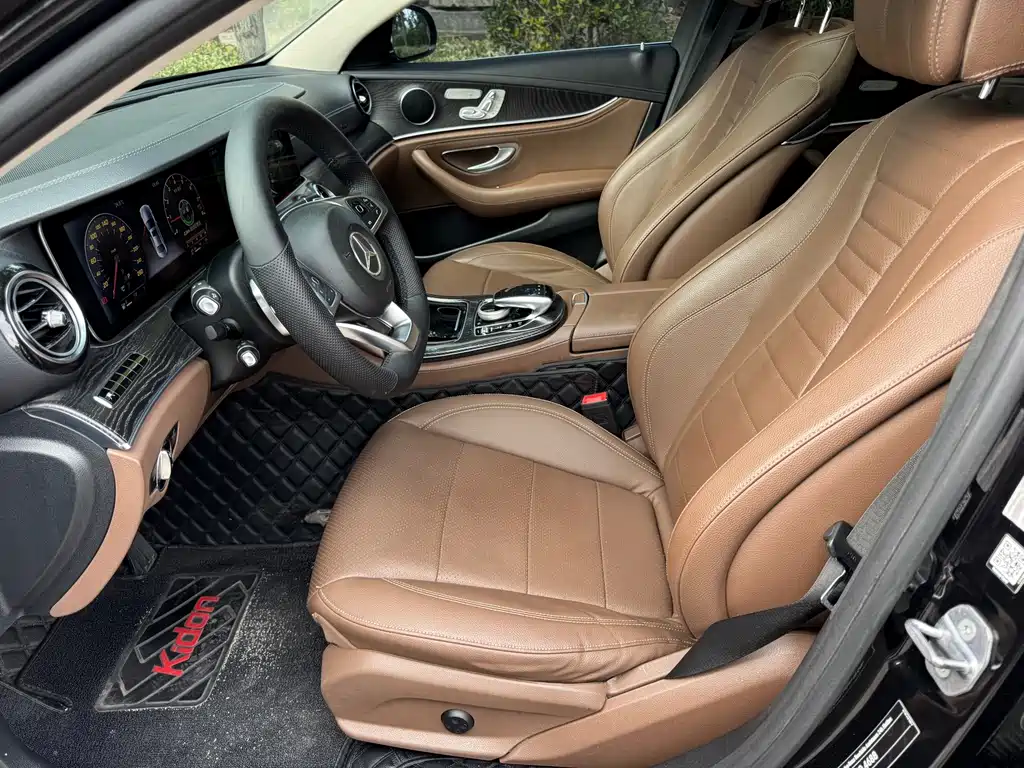 Mercedes-Benz E-Class — миниатюра 5