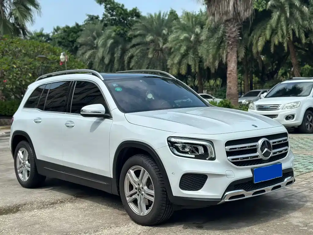 Mercedes-Benz GLB — миниатюра 3