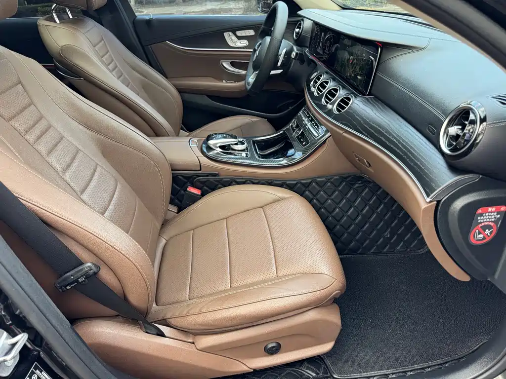 Mercedes-Benz E-Class — миниатюра 17