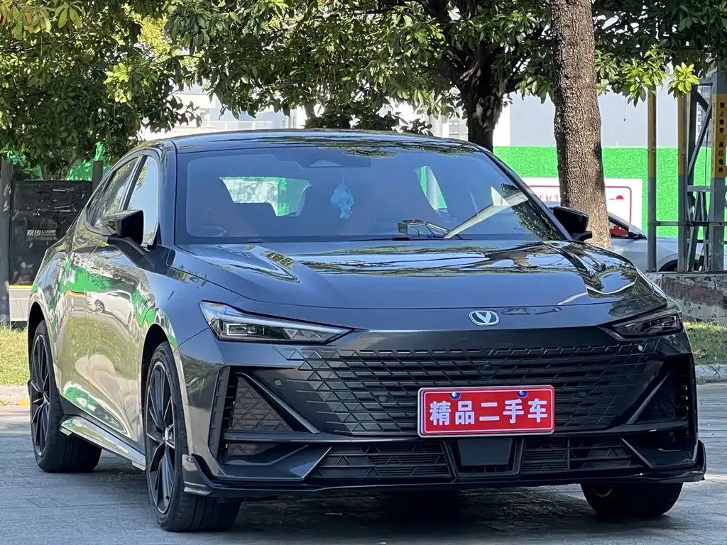 Changan UNI-V — миниатюра 3
