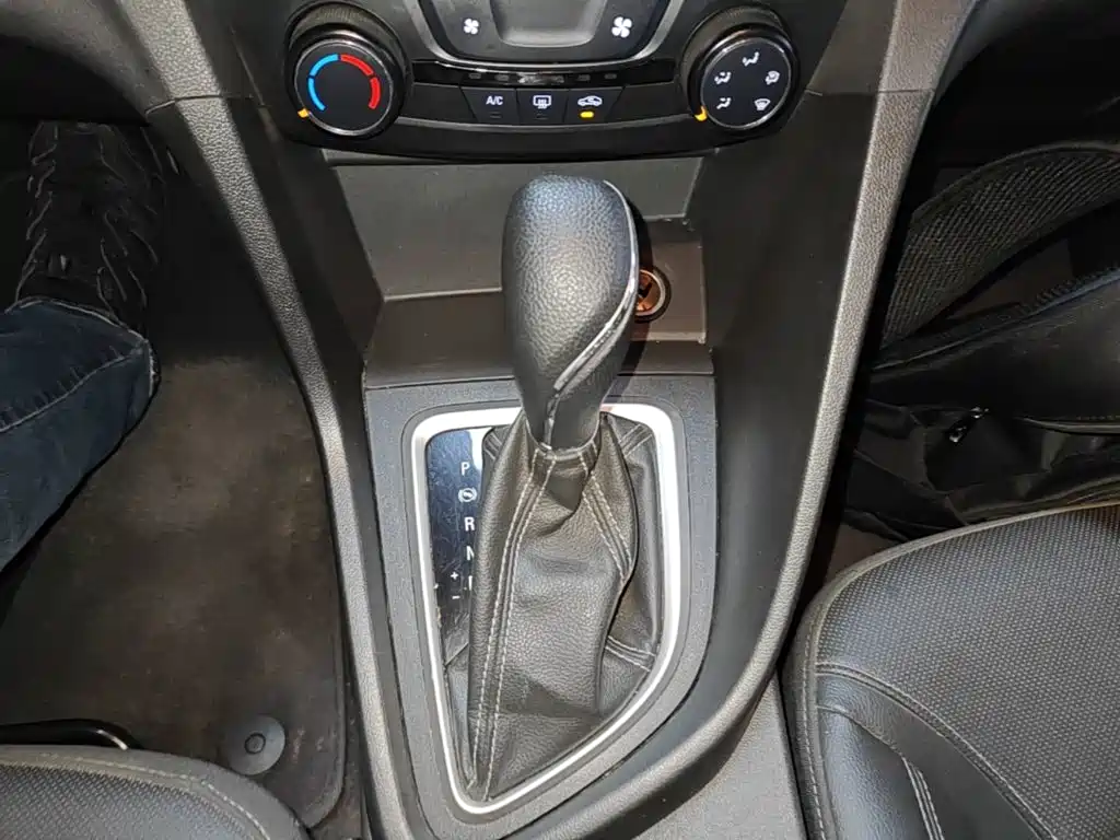 Buick Excelle — миниатюра 14