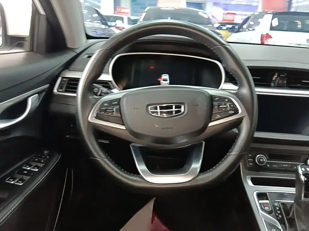 Geely Emgrand — миниатюра 11