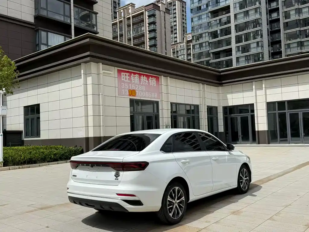 Geely Emgrand — миниатюра 9