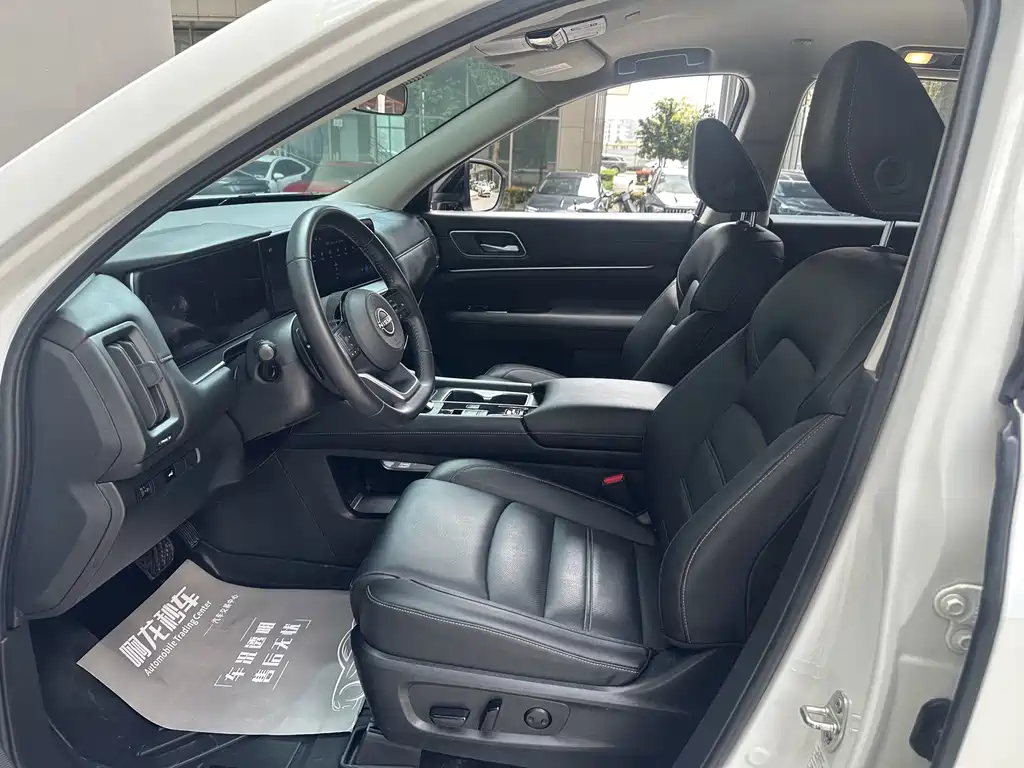 Nissan Teramont — миниатюра 9