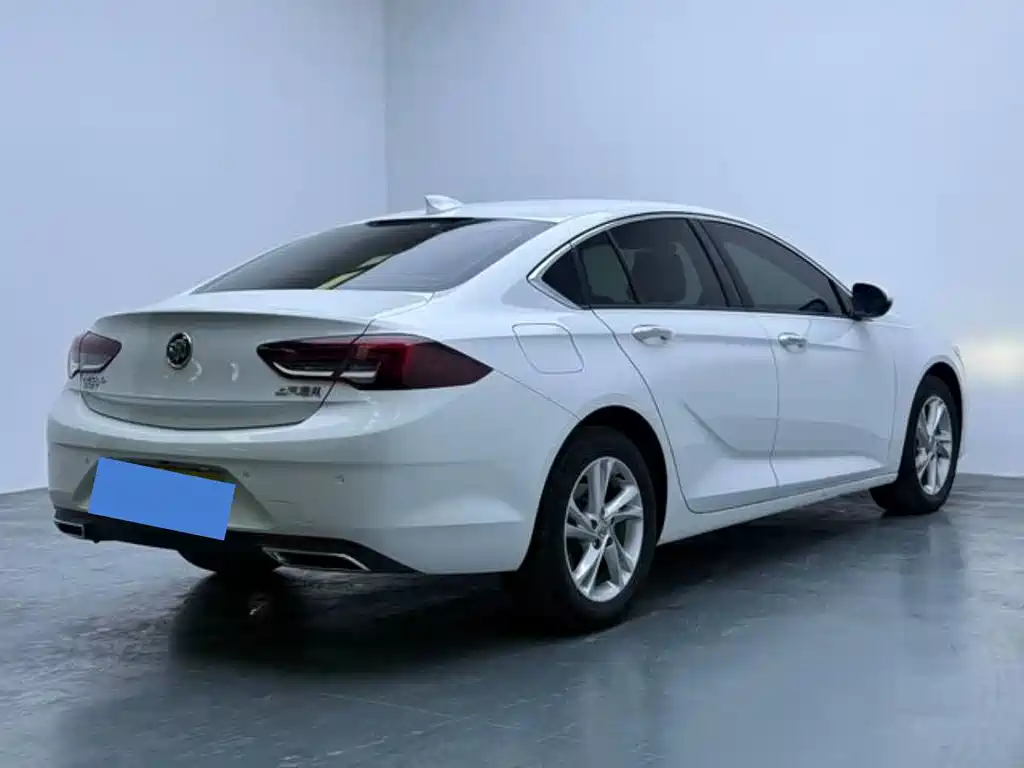 Buick Regal — миниатюра 5