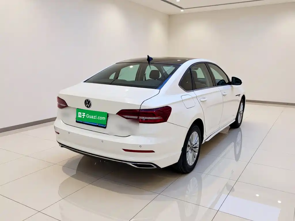 Volkswagen Lavida — миниатюра 6