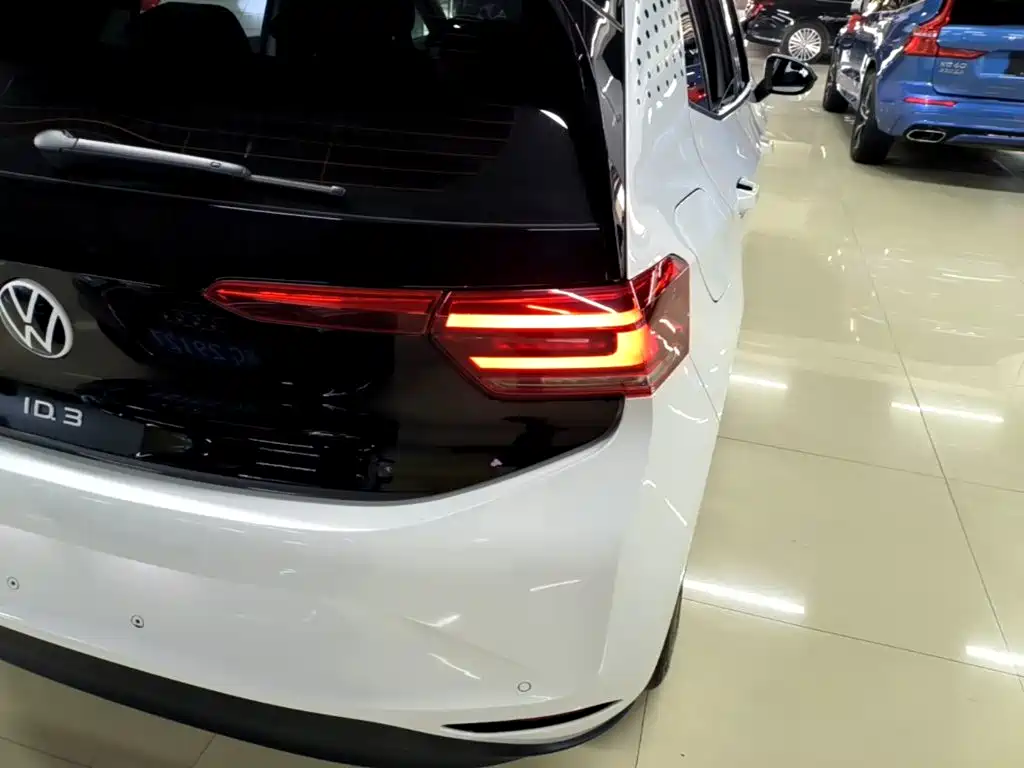 Volkswagen ID.3 — миниатюра 8