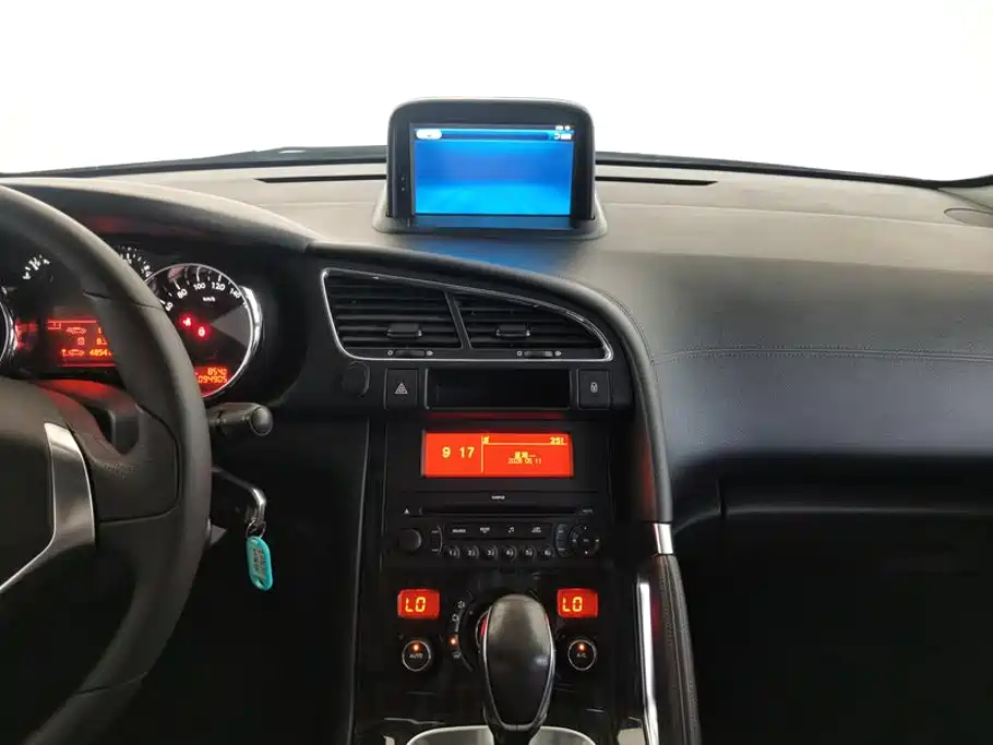 Peugeot 3008 — миниатюра 13