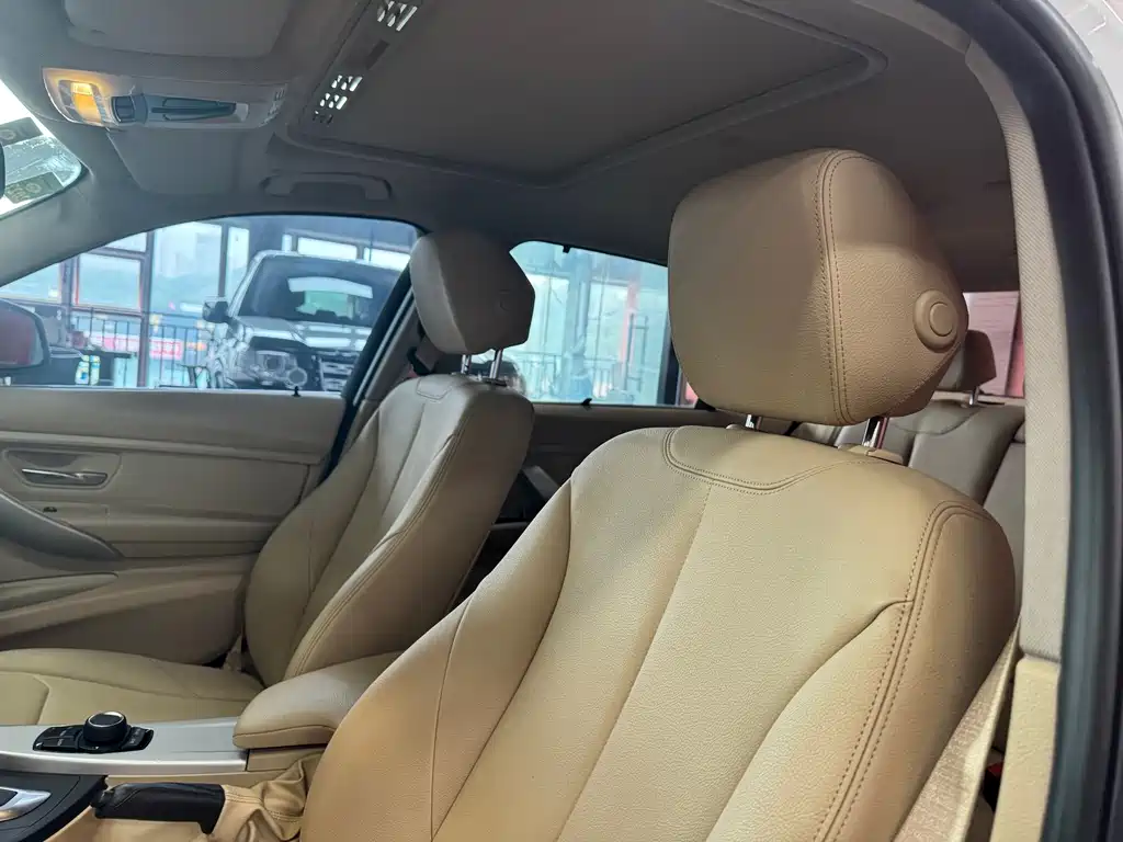 BMW 3 Series — миниатюра 13