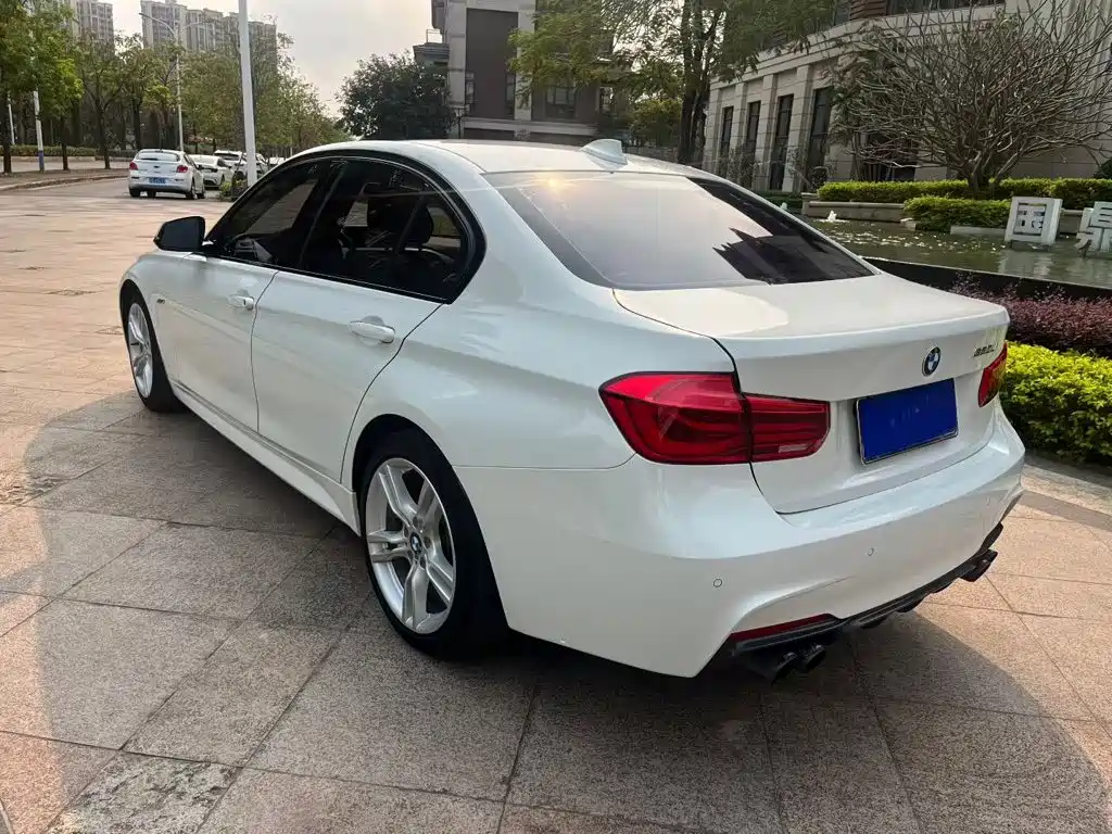 BMW 3 Series — миниатюра 7