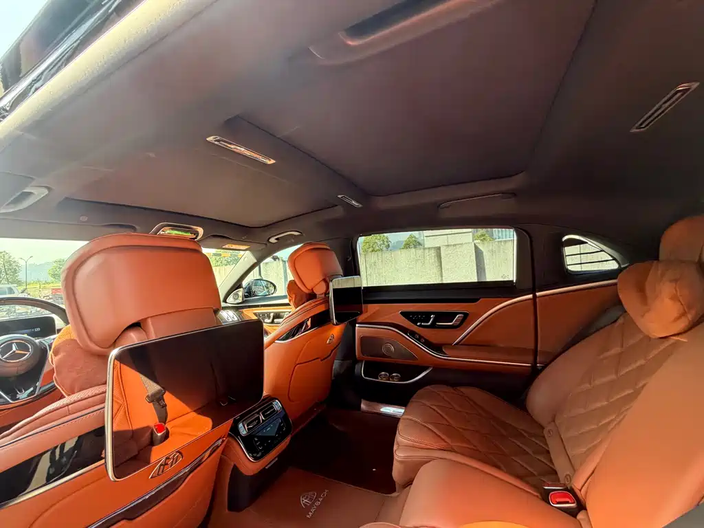 Mercedes-Benz S-Class — миниатюра 7