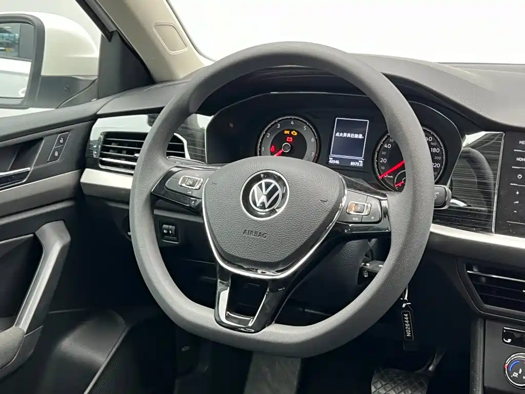 Volkswagen Lavida — миниатюра 19